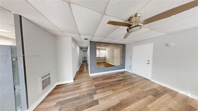 Foto del edificio - 1985 NW 152nd Terrace