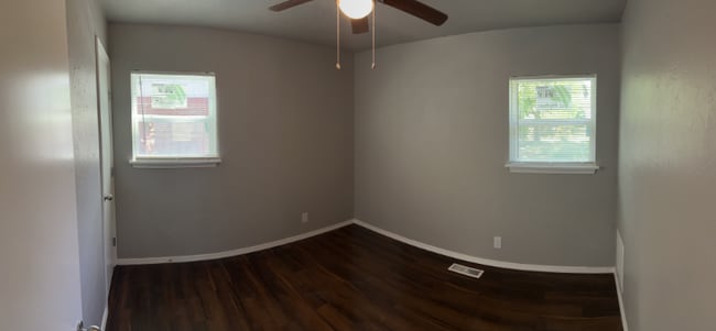Building Photo - 1328 Nebraska St