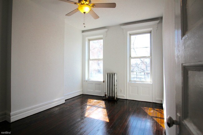 Building Photo - 2 br, 1 bath Apartment - 336 74th St