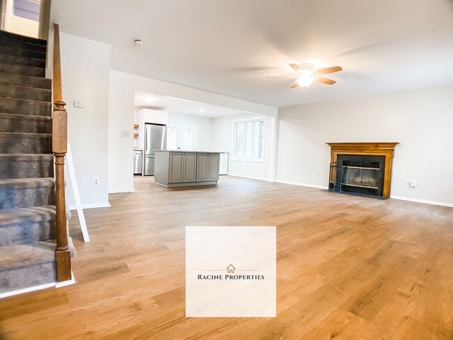 Photo - Short Walk to Downtown Greenville House