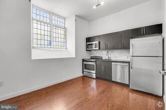 Building Photo - 2321 Fitzwater St