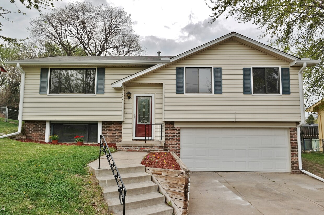 Foto principal - 2802 Columbus Ave