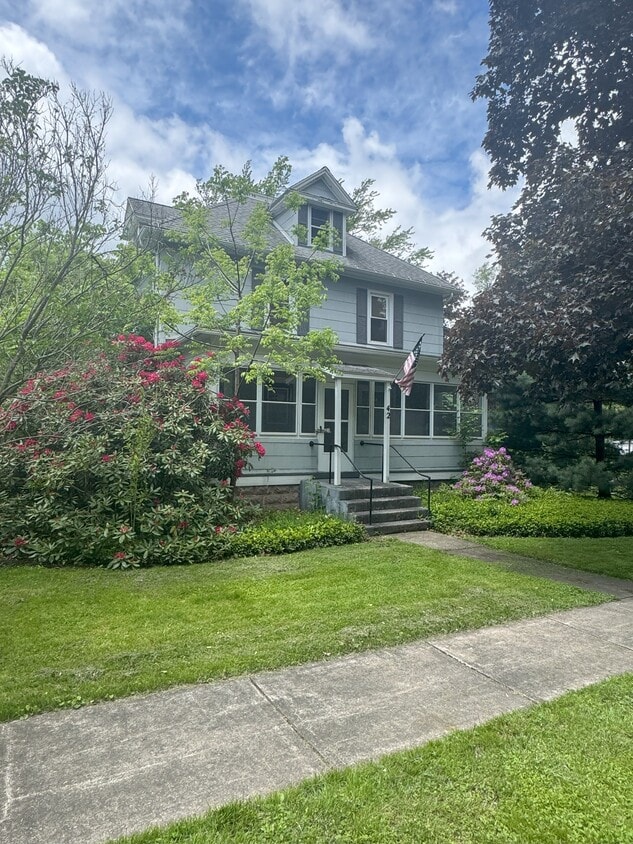 Front of House - 42 Chappell St