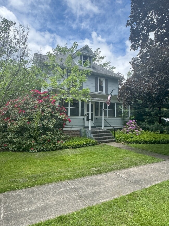 Front of House - 42 Chappell St