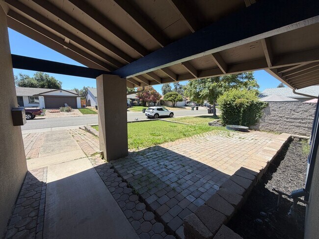 Foto del edificio - 3 Bedroom | 2 Bathroom | Single-Family Home in Sacramento