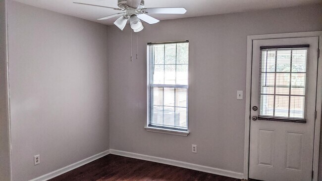 Building Photo - 1091 Rockbrook Ct