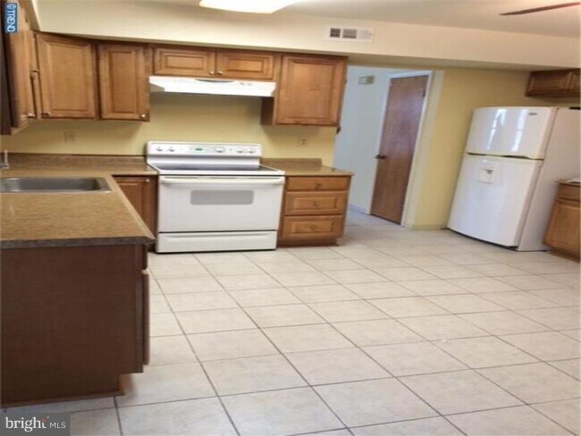 Foto del edificio - 730 E Evesham Rd