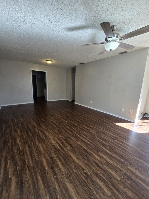 Foto del edificio - 13403 Rhudy Dr