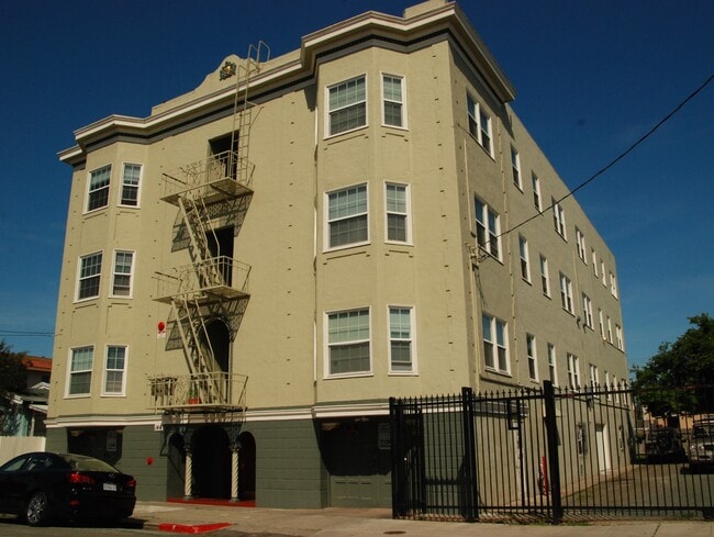 The Patricia Apartments - 144 13th St