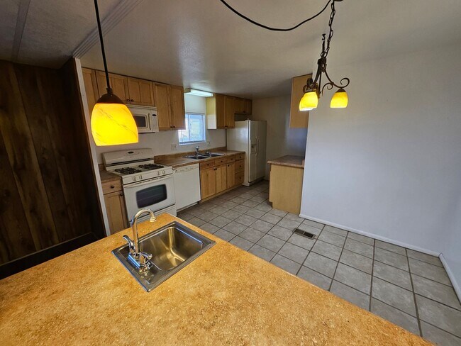 Foto del edificio - Newly Renovated 2 Bedroom Mobile in Bullhead City