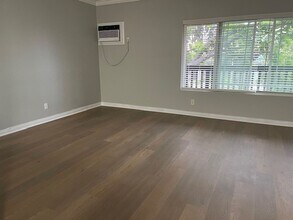 Interior Photo - Summer Crest Apartments