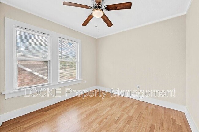 Foto del edificio - 1016 E Arlington Ave