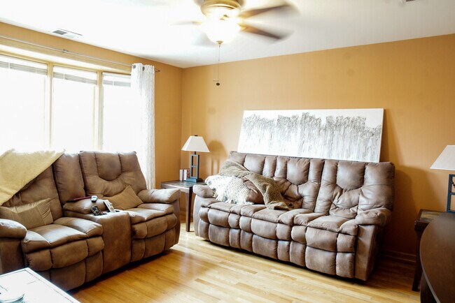 Foto del edificio - 4369 N Elston Ave