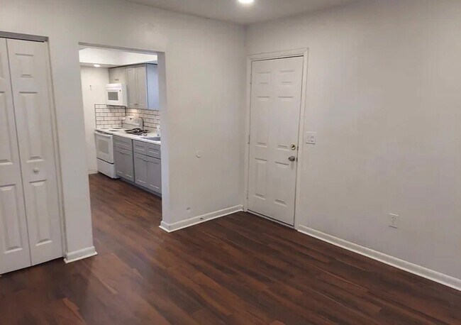 Foto del edificio - 824 Valencia Ave