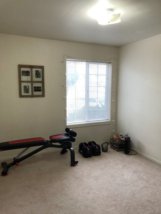 Foto del edificio - 2 Bedroom, 2 Bathroom Centrally Located Condo