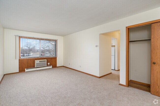 2BR,1BA - 700SF - Sala de estar - 1700/10 Johnson St