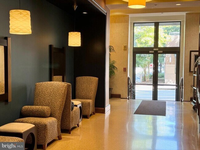 Foto del edificio - 2720 S Arlington Mill Dr