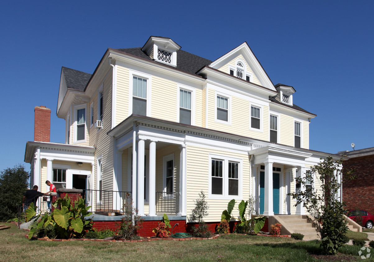 Foto del edificio - 801 New Bern Ave