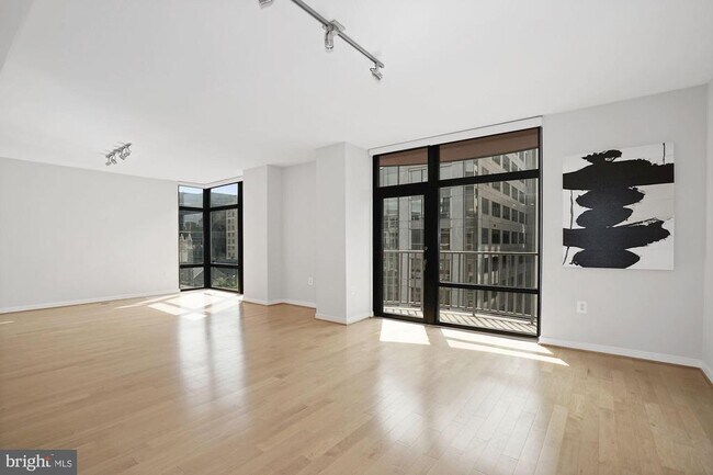 Foto del edificio - 1010 Massachusetts Ave NW