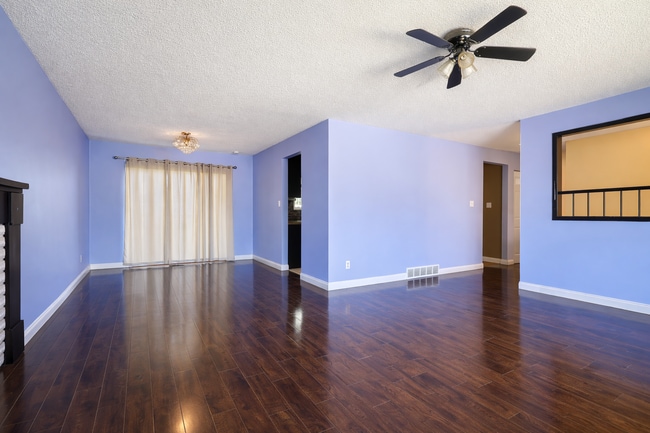 Building Photo - 2114 Bakerview St