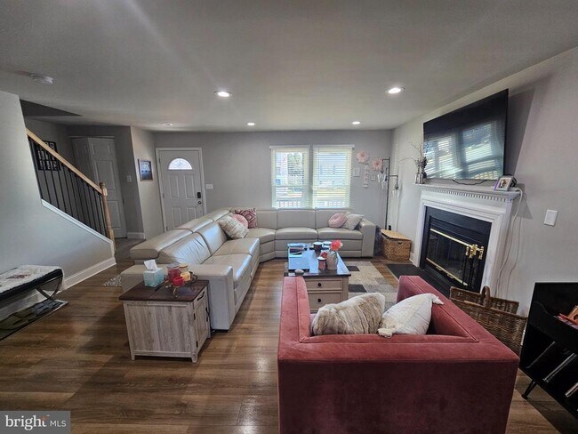 Foto del edificio - 3108 Sounding Dr