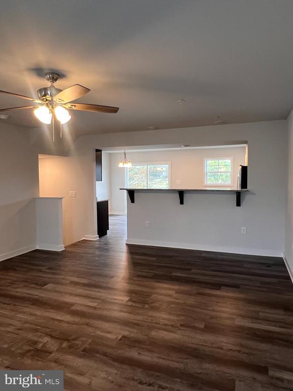 Foto del edificio - 63 Olga Dr