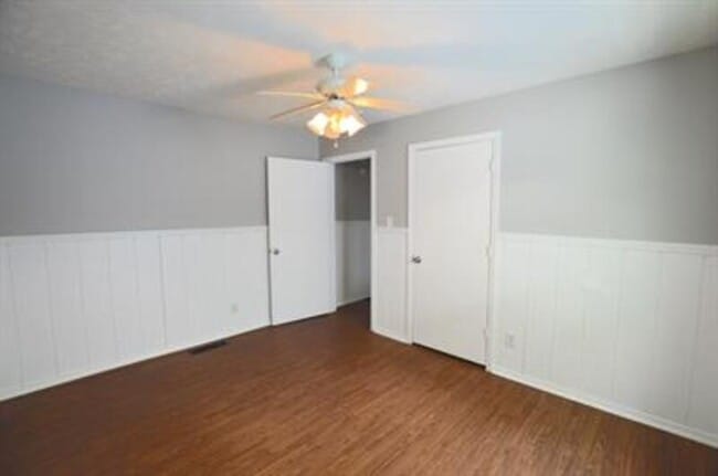 Building Photo - 2831 E 19th St