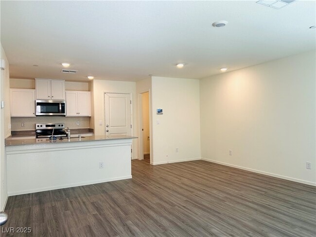 Building Photo - 9916 Tangerine Hls St