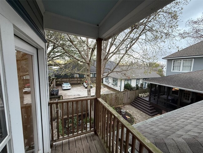 Foto del edificio - 334 W 22nd St