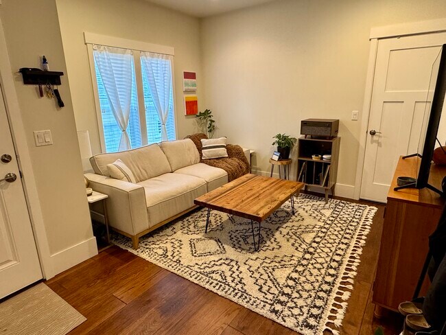 Foto del edificio - 1207 14th St