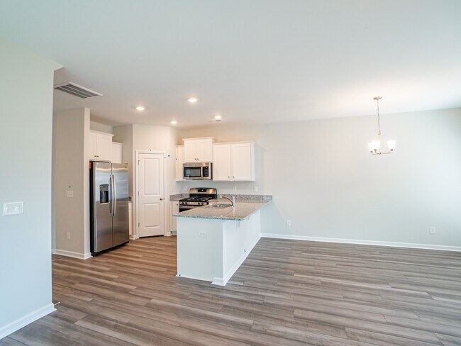 Building Photo - 1155 Semoran Way
