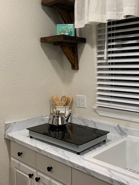 Foto del edificio - 1820 Whitman Rd