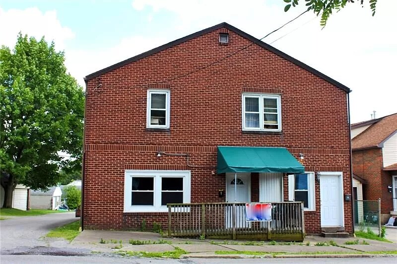 614 Stanton St, Greensburg, PA 15601 House Rental in Greensburg, PA