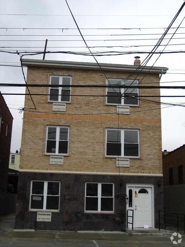 Building Photo - 57-43 Penrod St