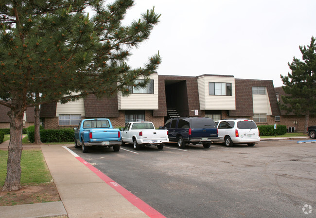 Building Photo - Southpointe Apartments