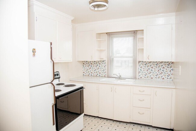 Foto del edificio - 219 W Maple St