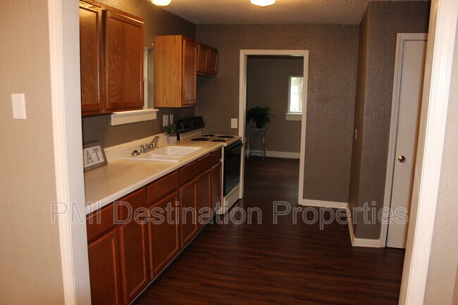 Building Photo - 4614 Lafayette Ave