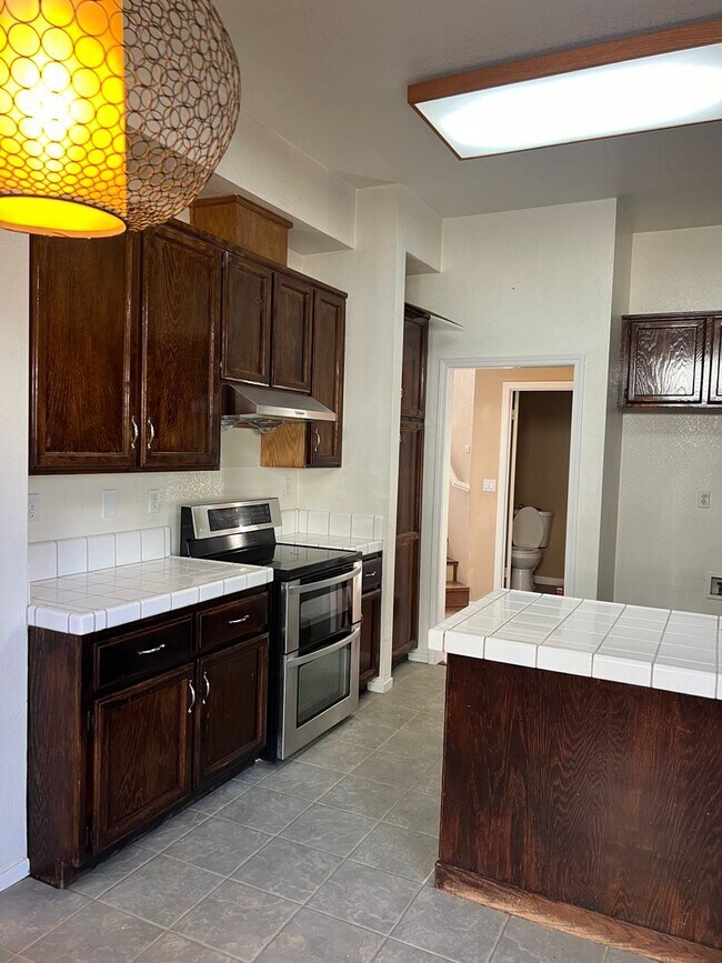 Building Photo - 7903 Bonny Downs Way