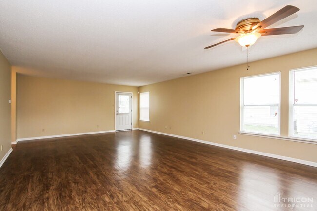 Foto del edificio - 1392 Lavender Dr