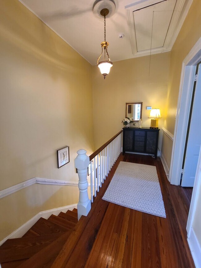 6 Wentworth St, Charleston, SC 29401 House Rental in Charleston, SC