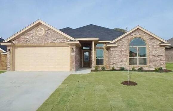 Primary Photo - 1120 Chaucer Ln