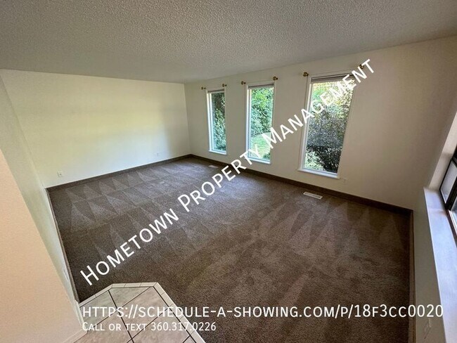 Building Photo - Large 3 Bedroom, 2 Bath Rambler in Tumwate...
