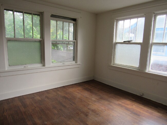 Foto del edificio - 1286 SW Washburn Ave