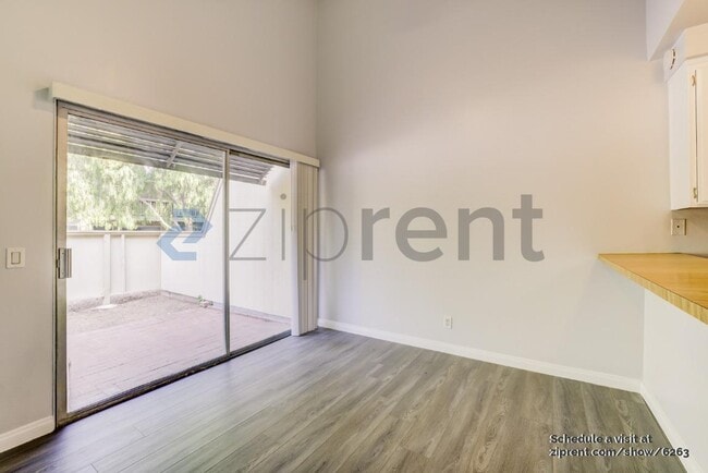 Foto del edificio - 1445 Cypress St