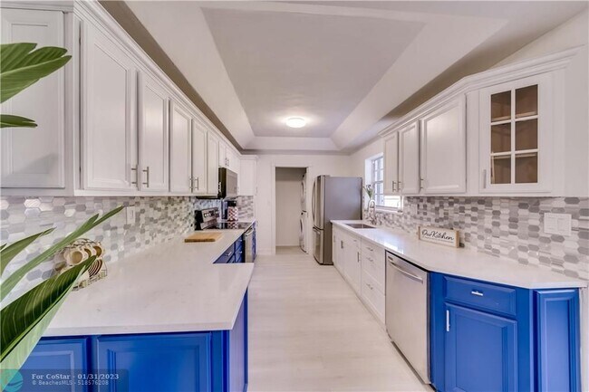 784 W Evanston Cir photo'