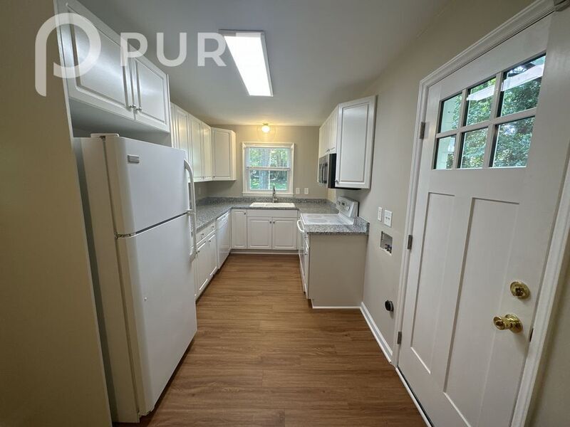 Primary Photo - 2306 Briargrove Dr
