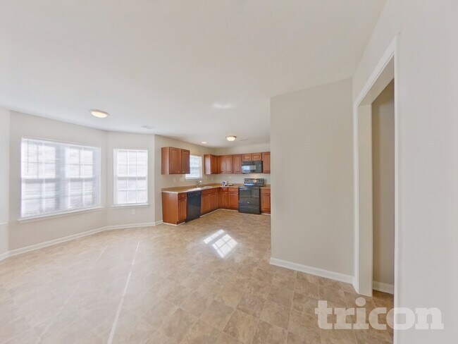 Foto del edificio - 5506 Linda Vista Ln