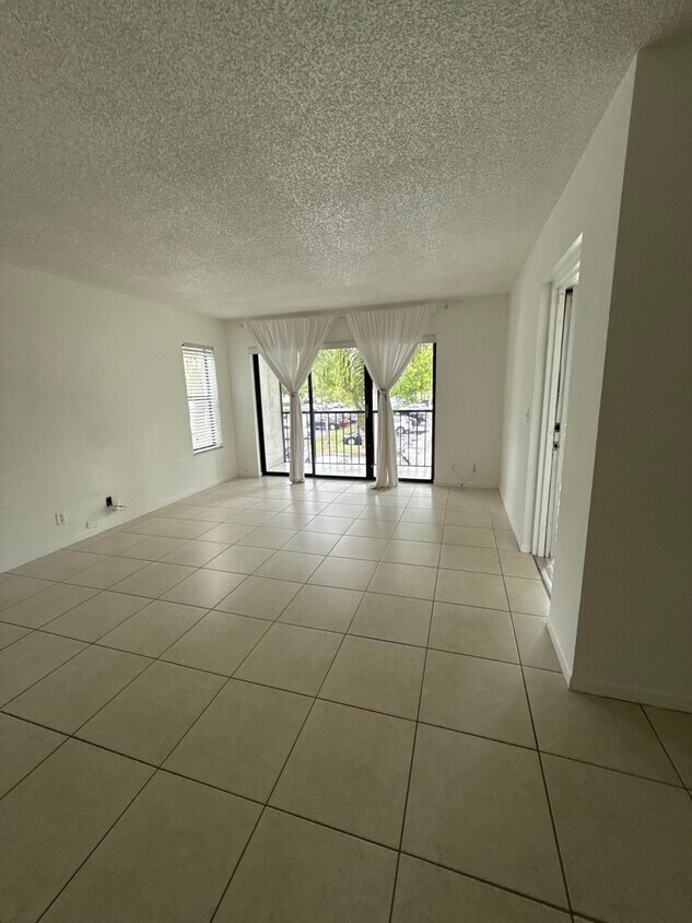 Foto principal - 1010 Green Pine Blvd