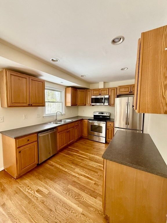 Foto del edificio - 27 Ledgewood Rd