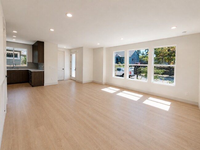 Foto del edificio - 7819-7825 SE Tolman St.